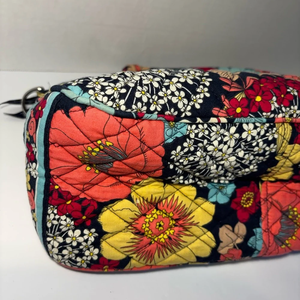 Vera Bradley Retired Happy Snails Multicolor Floral Shoulder Bag Quilted